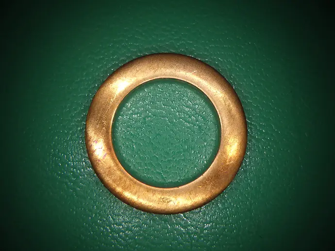 色味
（変色・しみ・くもり）