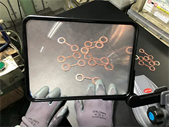 自動車・装飾品・日用品など検査基準の
厳しい業界への豊富な実績！