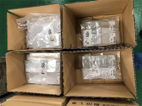 袋詰め 個包装・ラベル貼り