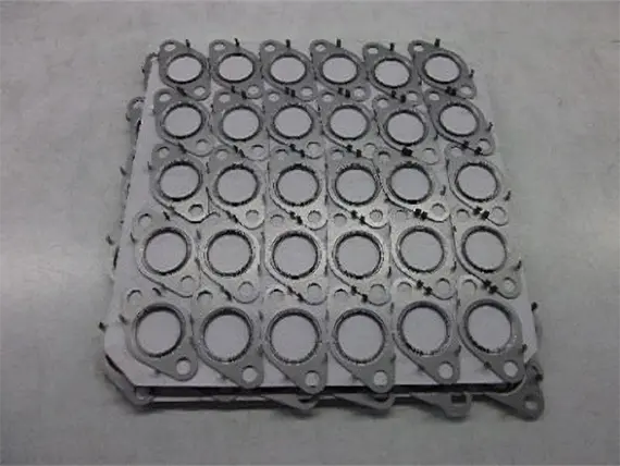 トレー入れ 平置き＋専用箱