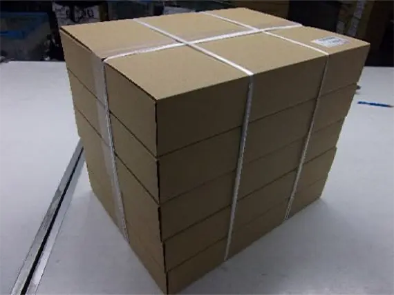 結束 結束機による結束梱包